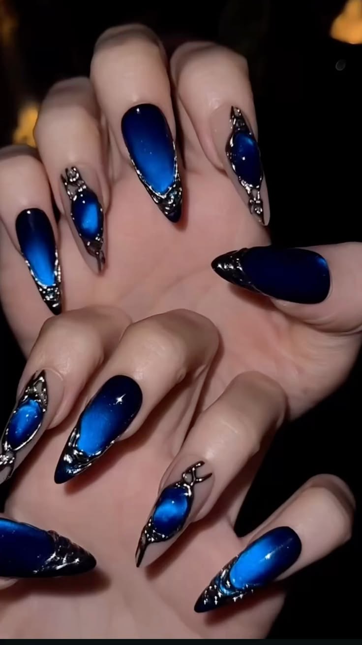 Blue Eye Cateye